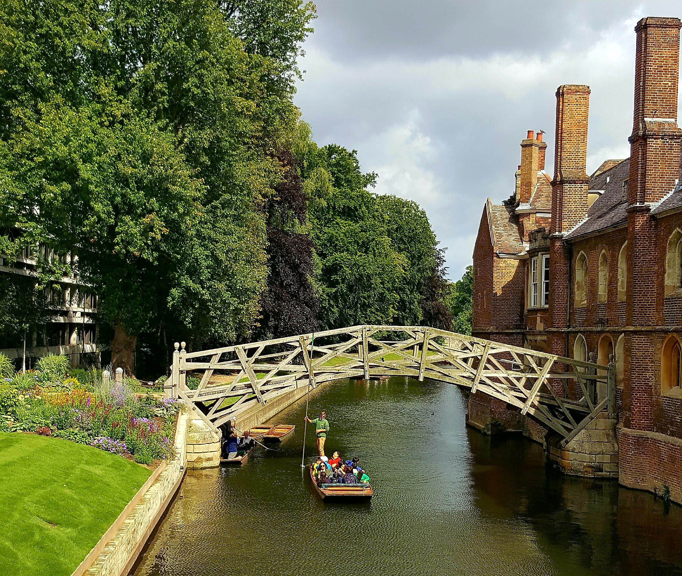 Cambridge Highlights walking tour
